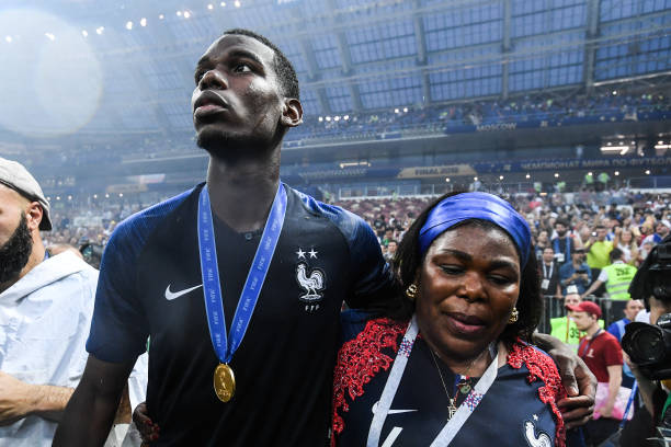 功复出并恢 功复出并恢